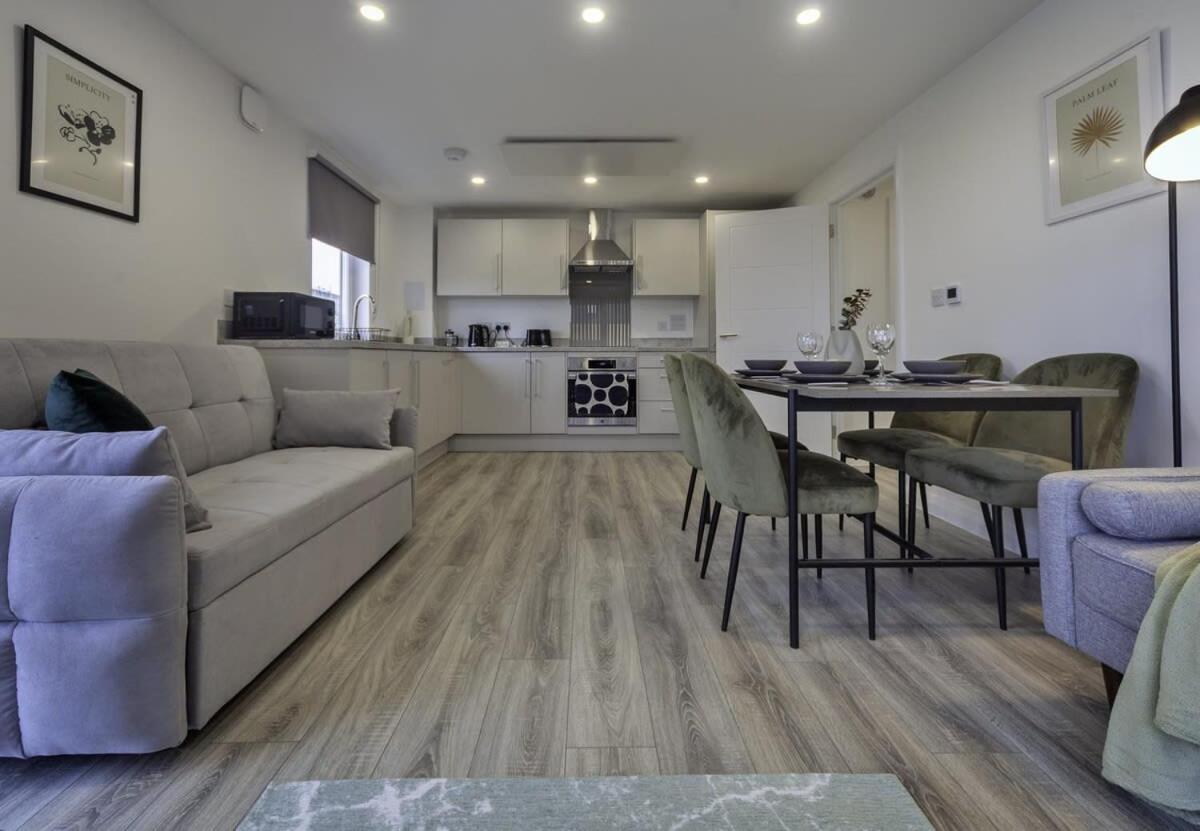Modern And Bright 2 Bed Apartment In Ashford Ashford  Exterior foto