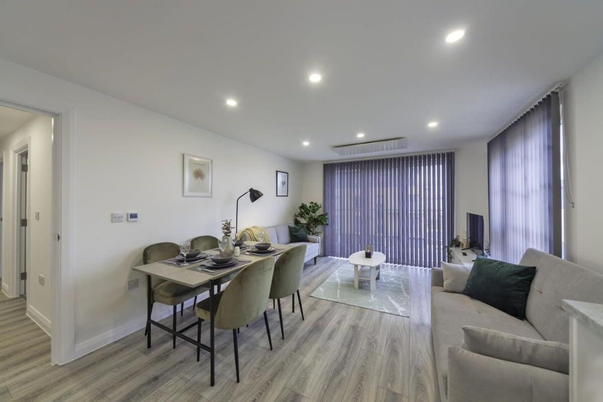 Modern And Bright 2 Bed Apartment In Ashford Ashford  Exterior foto